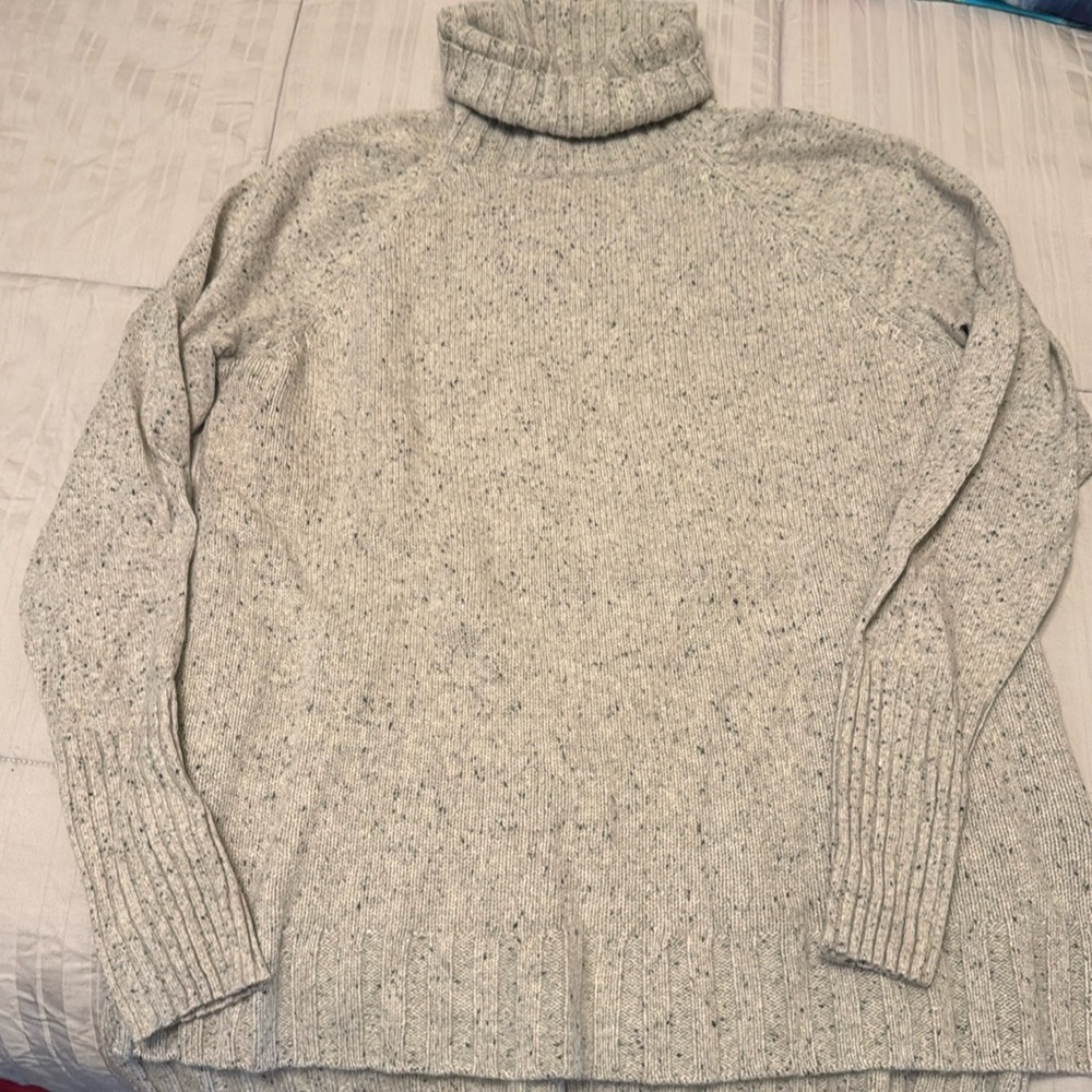 Ann Taylor Grey Sweater